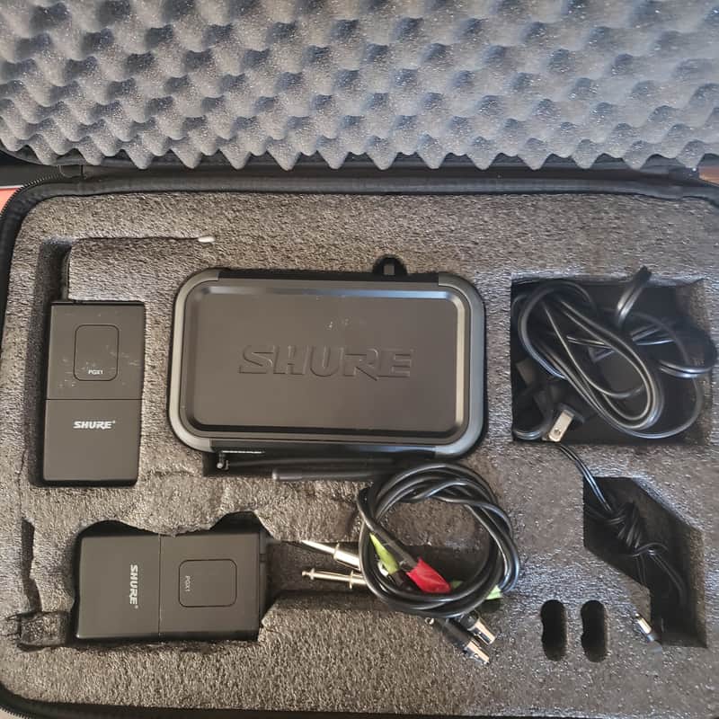 Shure PGX4 / PGX1 Dual Wireless Guitar & Bass System (with Road Case) image 1