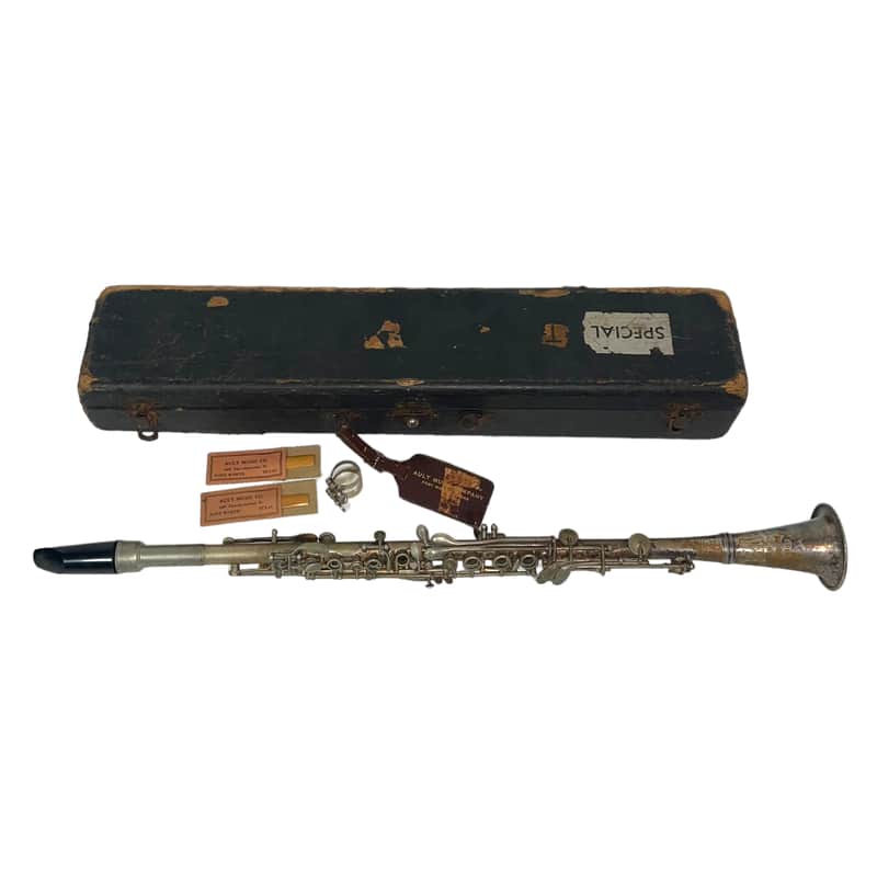 William Nuernberger American Artist Clarinet 1930-1960 - Silver image 1