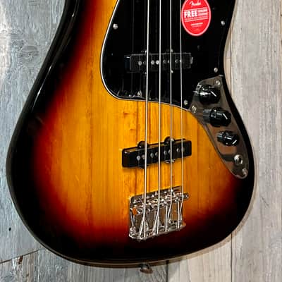Squier Classic Vibe '70s Jazz Bass  3-Color Sunburst, Super Kool Fender J-Bass In Stock Ships Ultra Fast ! image 3