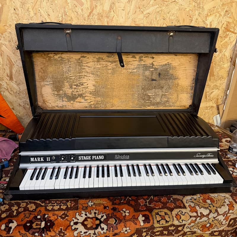 Vintage 1981 Fender Rhodes Mark Two MKII Stage 73 Electric Piano w/ Legs & Pedal image 1