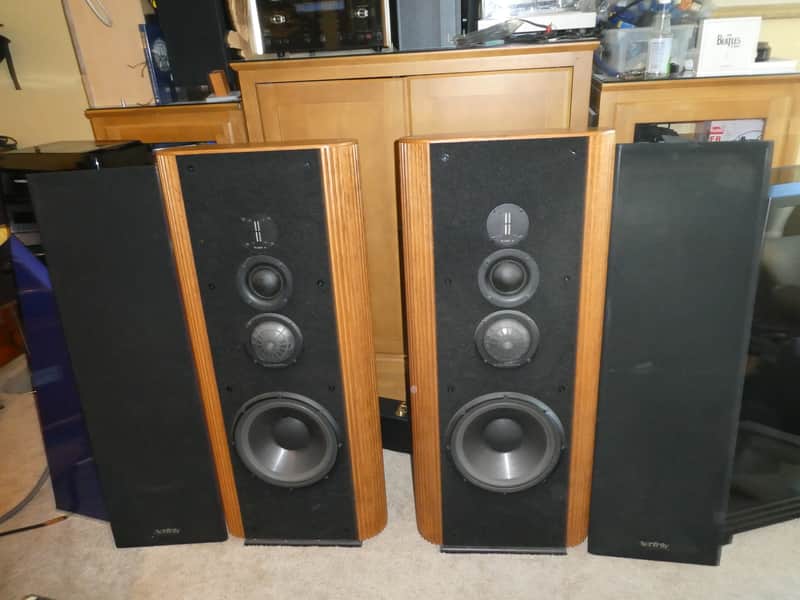 Infinity Kappa 8 audiophile speakers. Excellent Original Condition 1989 Wood image 1