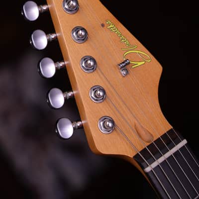 Dhatarattha HSS Strat-Style – Surf Blue Over Sunburst Nitro Relic image 8