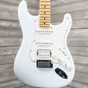 Fender Juanes Signature Artist Stratocaster - Luna White (20152-C1B11)