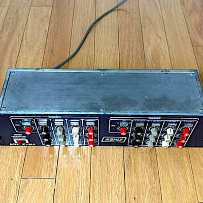 Ashly Blueface Model SC-66A Vintage 4-Band Stereo Parametric Equalizer, 3 Rack Space. Very Good Condition Bild 6