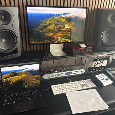 Kali Audio Kali Audio LP-8 V2 8-inch Powered Studio Monitor Pair with WS-6.2 Dual 6.5-inch Powered Subwoofer Bundle image 5