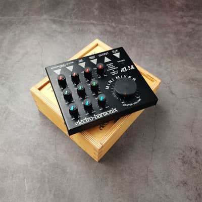 Electro-Harmonix MX-3M Mini Mixer 4 Channel Mixer - Wood Box image 12