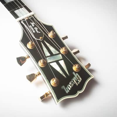 Gibson Les Paul Custom 2016 - Ebony Tuxedo's vs T-shirts image 8