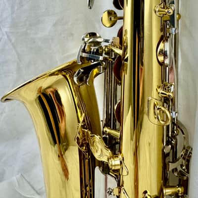 Yamaha YAS-26 Standard Alto Saxophone Lacquered Brass image 13