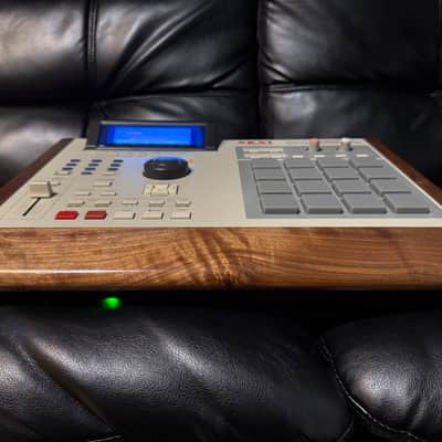 Akai MPC2000XL MIDI Production Center 2000 - 2005 - Grey image 5