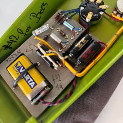 Isle of Tone Haze 69 Fuzz Fuzz Effect (2021), ser. #42. image 10