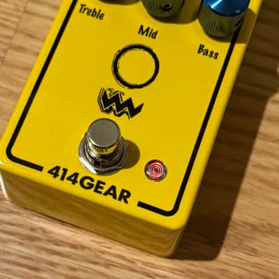 PedalPCB Angry Charlie Clone – Yellow Powder Coat – Marshall-in-a-Box Distortion Clipping LED image 3