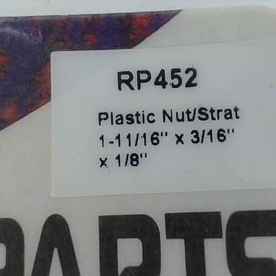 Retro Parts RP452 Plastic Guitar Nut image 3