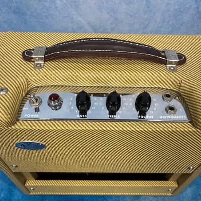 Fender TC-10 Tweed Champ Guitar Combo with Original Box image 7