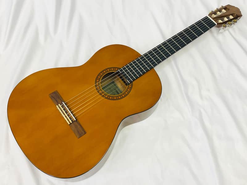 YAMAHA CS40J Mini Classical Guitar image 1