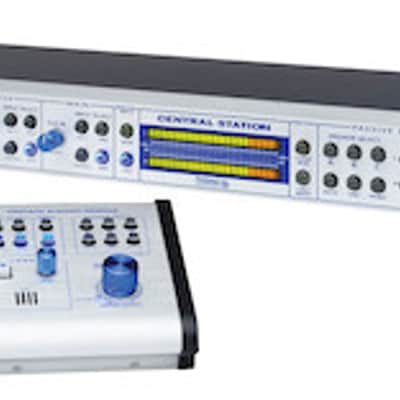 PreSonus Central Station PLUS Studio Control Center w/ Remote Control Bundle image 1