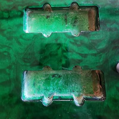 Peavey Fury V 5-string bass body 2007 - green QM image 5