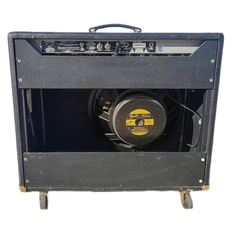 Fender "Custom" Vibrasonic 100-Watt 1x15" Guitar Combo 1995 - 1996 image 2