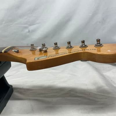 Fernandes FST-60 fst60 S-style Guitar image 21