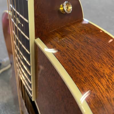 Taylor 522e 12-Fret Acoustic Guitar w/ Factory Hardshell Case image 5