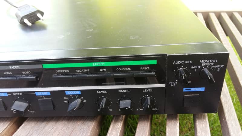 JVC JX-W9 Special Effects Generator 80-90 - black | Reverb
