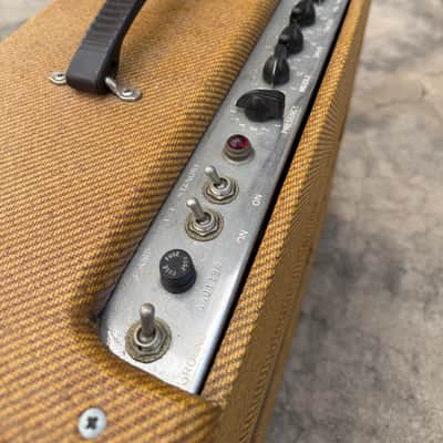 Fender '59 Bassman LTD Reissue 45-Watt 4x10" Guitar Combo 2004 - Present - Lacquered Tweed image 4