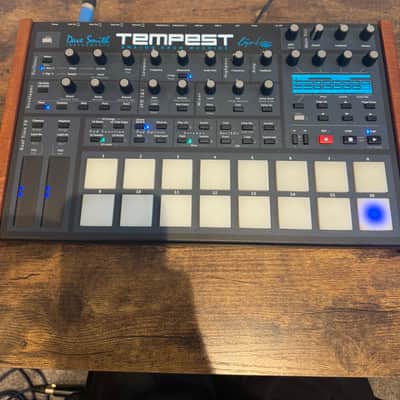 Dave Smith Instruments Tempest 6-Voice Drum Machine 2011 - 2018 - Black with Wood Sides