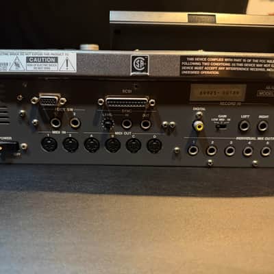 Akai MPC3000LE MIDI Production Center 1999 - 2001 - Black image 19