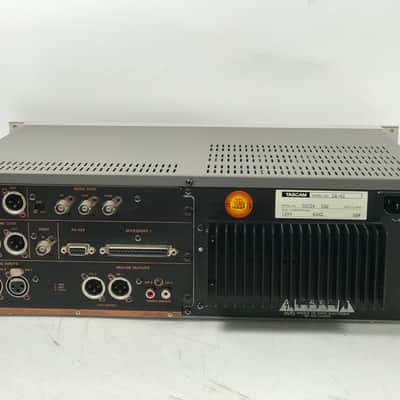 Tascam DA 60 Timecode DAT Machine DA-60 w/ RC-D6 Remote image 6