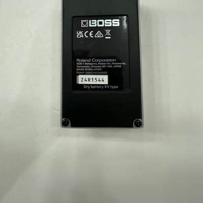 Boss Roland DS-1-WH Distortion Pearl White Limited Edition Guitar Effect Pedal image 6