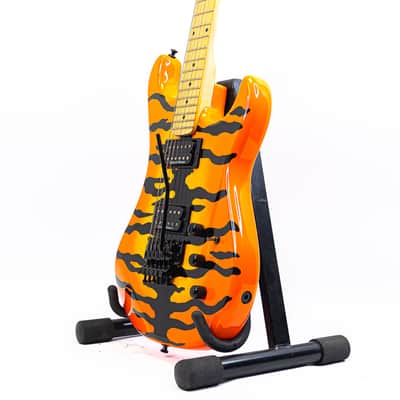 2011 Kramer Pacer Vintage Electric Guitar – Tiger Finish – Floyd Rose – Seymour Duncan JN / JB image 5
