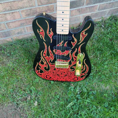 New 2022 Fender James Burton Telecaster Red Flames Great Player & Sound With Tweed Case image 2