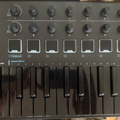 Arturia MiniLab MK2  MIDI Controller 2020 - Present - Black