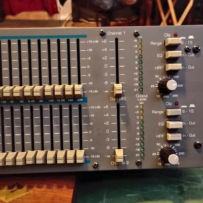 Ashly GQX Series Model 3102 Stereo Third Octave Graphic Equalizer 2000's - Grey/Green image 4