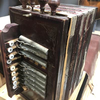 Sovereign Accordion 1800’s - 1910’s image 2