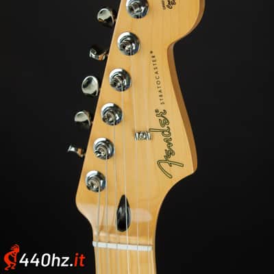 Fender Player II Stratocaster - Aged Cherry Burst image 9