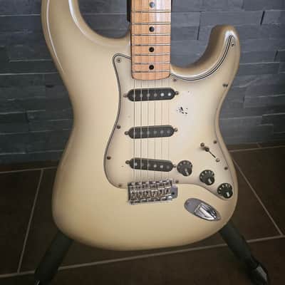 Fender Stratocaster Antigua 1979 - Antigua image 10