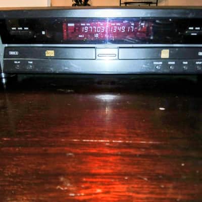 Sony RCD-W1 2001-2003 image 10
