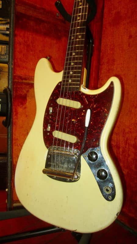 1968 Fender Mustang White w/ Original Hardshell Case Bild 1