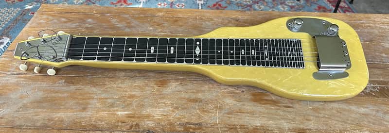 1950s Fender Champion Lap Steel with Original Pickup - Good
