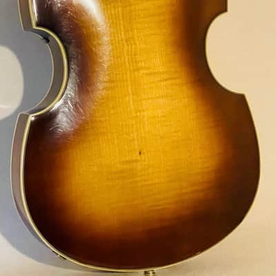 Hofner 500/1 Violin Bass 1967 - 1979 - Sunburst image 2
