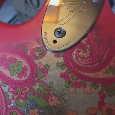 Fender Stratocaster 1985 made in Japan. All original. Paisley Pink. The Pink Panther. image 7
