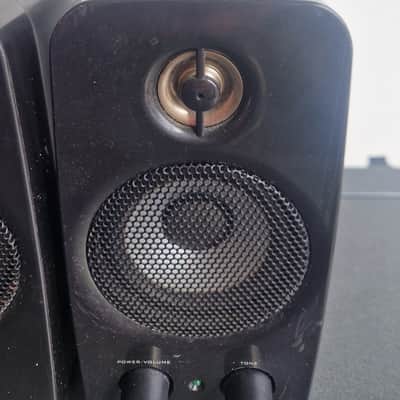 Creative Inspire T10 - Hi-Fi Speakers - Black - Good w/ Cables image 2