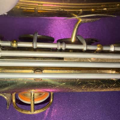 Buescher Aristocrat Tenor Saxophone - Lacquer image 15