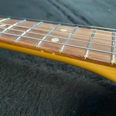Fender American Professional II Stratocaster  Rosewood   3-Color Sunburst #US210106733 8lb 0.6oz image 4