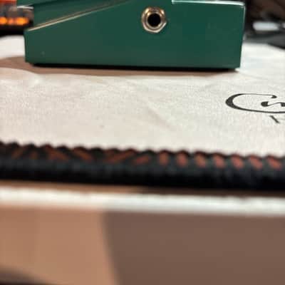 Boss TR-2 Tremolo (Silver Label) 1997 - Present - Green image 2