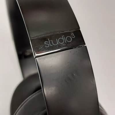 Apple MX32LL/A Beats studio 3 Headphones image 14