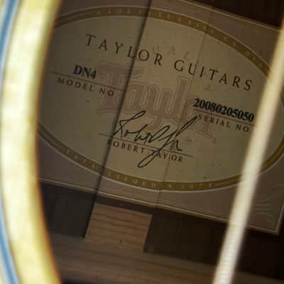 Taylor DN4 Acoustic Electric Guitar w Case image 3