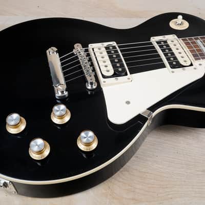 Gibson Les Paul Classic 2023 Ebony w/ OHSC, Case Candy image 7