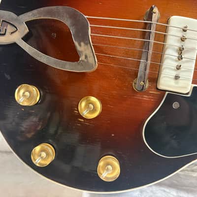 Guild M-75 Aristocrat 1954 - Sunburst image 6