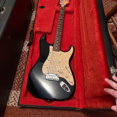 Fender 2004 Fender 50th Anniversary Standard with case image 3